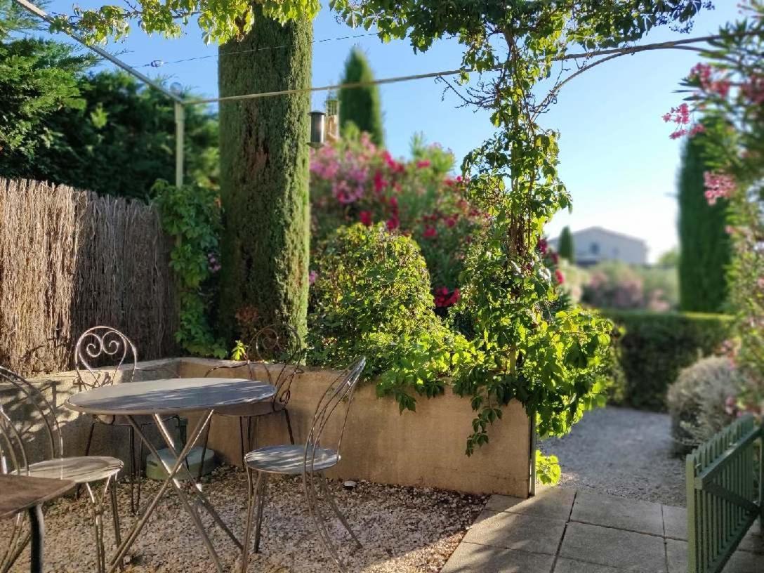 Un Gite En Provence - Les Jardins De Fontanille Saint-Rémy-de-Provence Eksteriør bilde